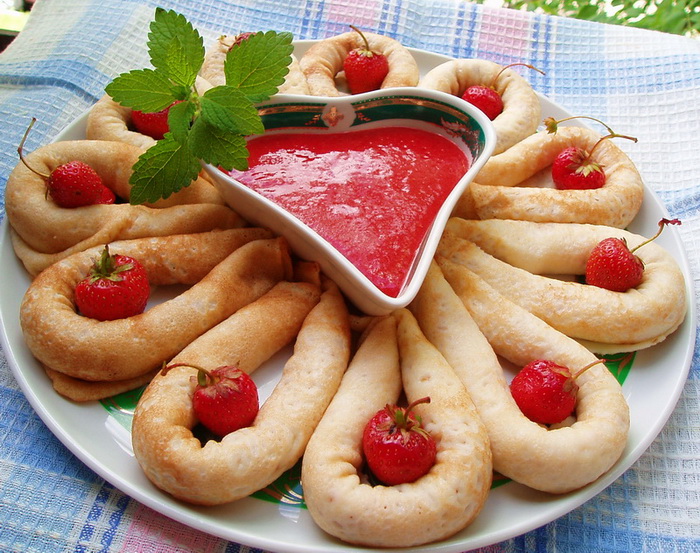 Блинусики с клубникой P1013269.JPG
