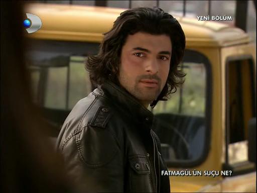 Fatmagulun.Sucu.Ne.BL.19.DVBRip.XviD.force13.avi_snapshot_01.03.56_[2013.02.04_23.38.44].jpg