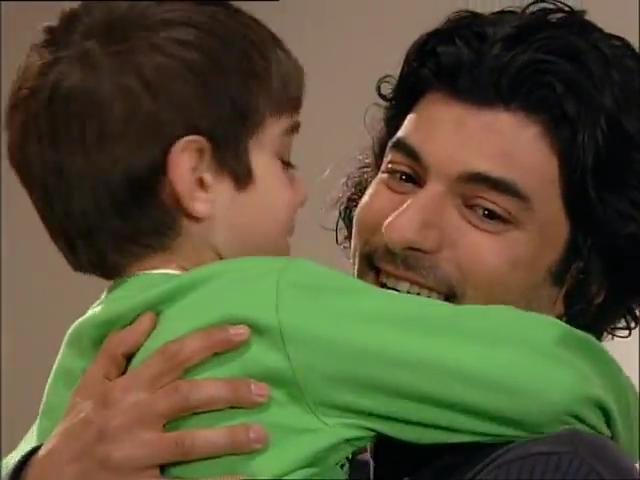 Fatmagülün Suçu Ne 27.Bölüm.flv_snapshot_00.17.44_[2013.02.23_23.42.07].jpg