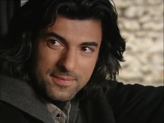 Fatmagülün Suçu Ne 27.Bölüm.flv_snapshot_01.08.54_[2013.02.24_00.11.39].jpg