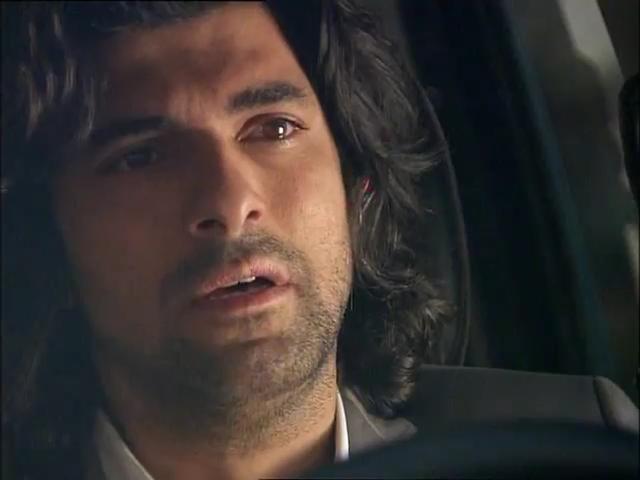 Fatmagülün Suçu Ne 28.Bölüm.flv_snapshot_01.21.07_[2013.02.24_23.44.03].jpg